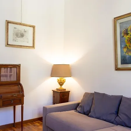 Florence Prestige Nel Heart Of Ponte Vecchio Vila